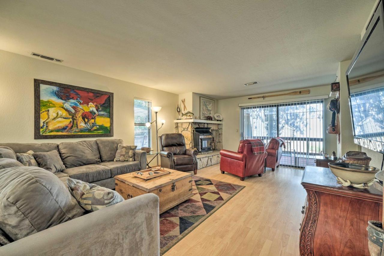 Pine Mountain Haven With Spacious Deck! Vakantiehuis *