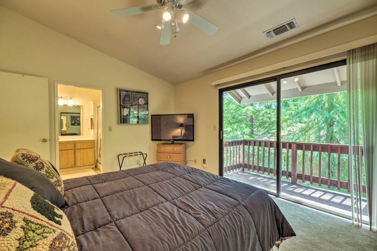 Pine Mountain Haven With Spacious Deck! Groveland