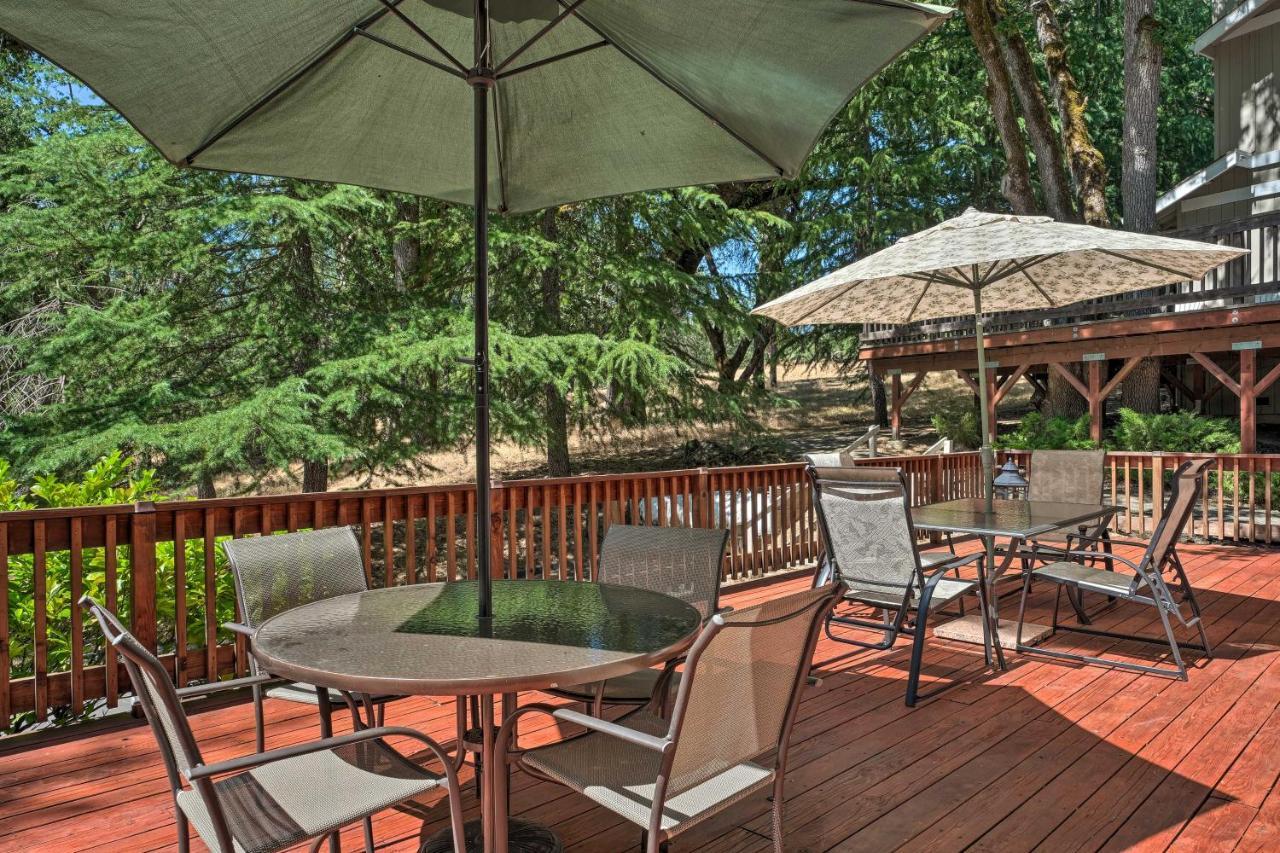 Holiday home Pine Mountain Haven With Spacious Deck! *